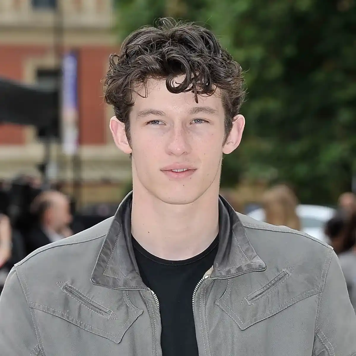 Callum Turner Biography, Movies, and Career Highlights_